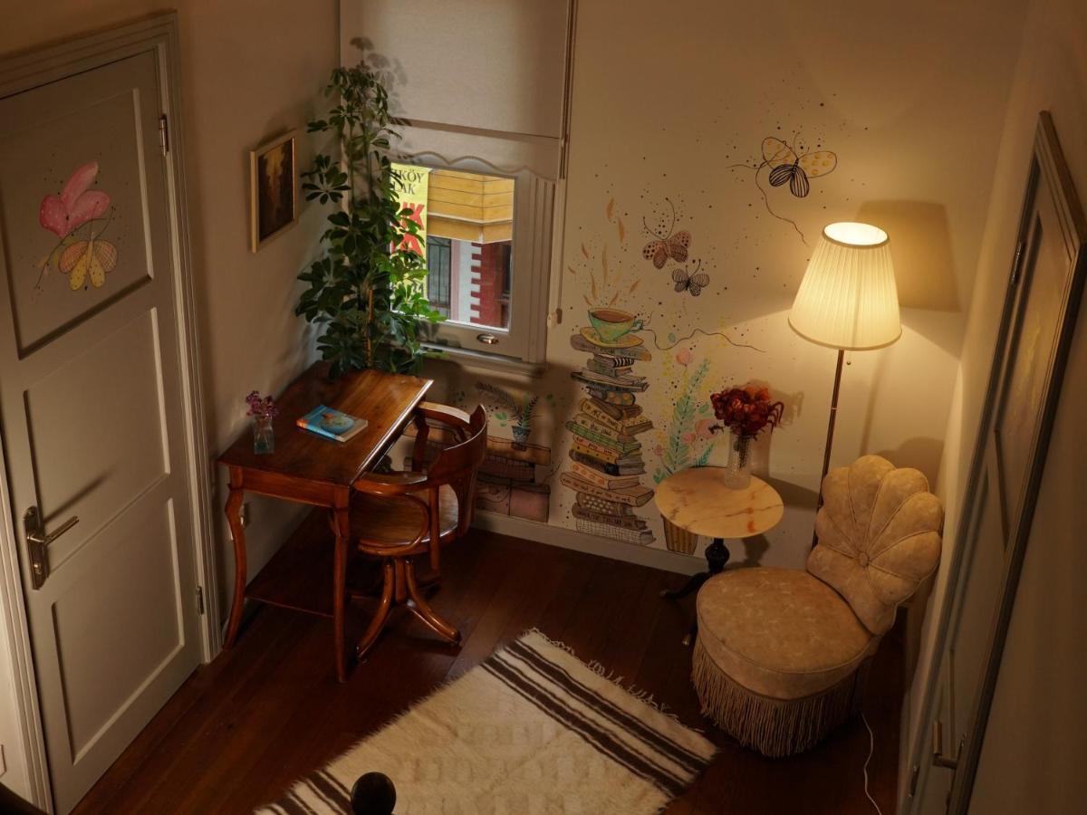 Tilas - Rooms In 19Th Century Wooden Townhouse,Kadikoy Istanbul Exteriör bild
