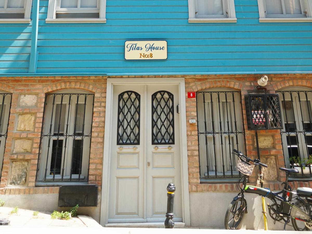 Tilas - Rooms In 19Th Century Wooden Townhouse,Kadikoy Istanbul Exteriör bild