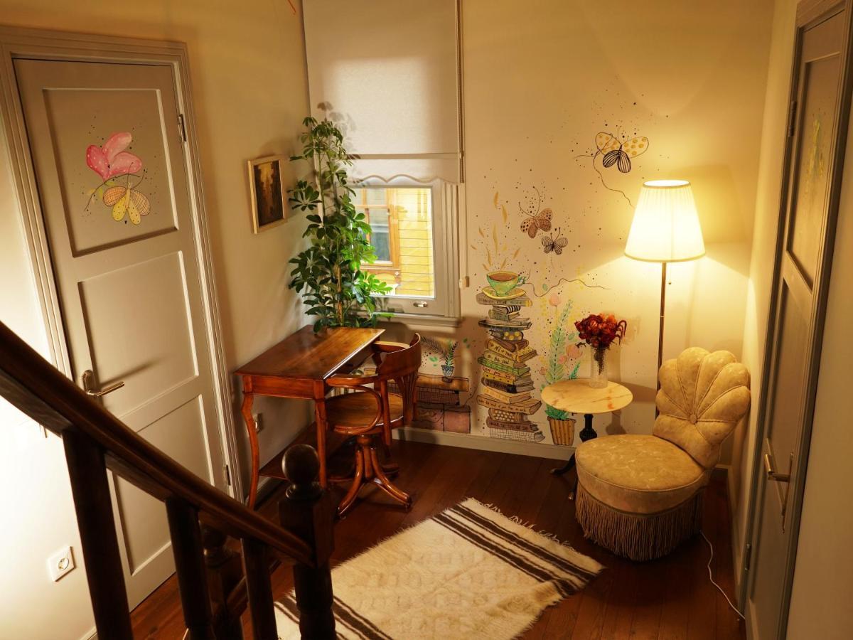 Tilas - Rooms In 19Th Century Wooden Townhouse,Kadikoy Istanbul Exteriör bild