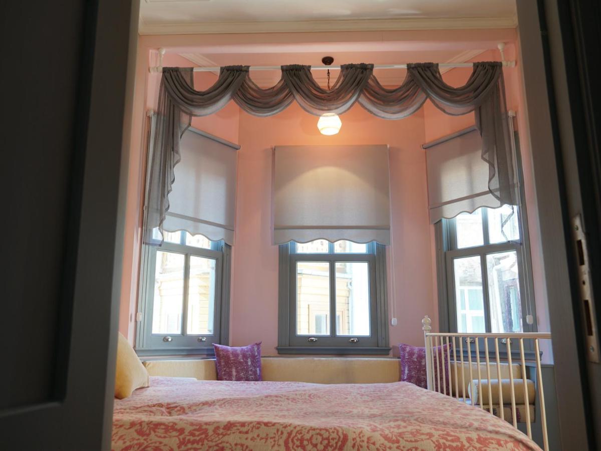 Tilas - Rooms In 19Th Century Wooden Townhouse,Kadikoy Istanbul Exteriör bild