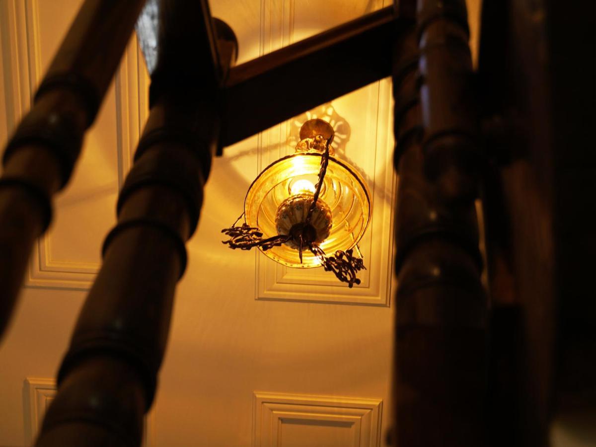 Tilas - Rooms In 19Th Century Wooden Townhouse,Kadikoy Istanbul Exteriör bild