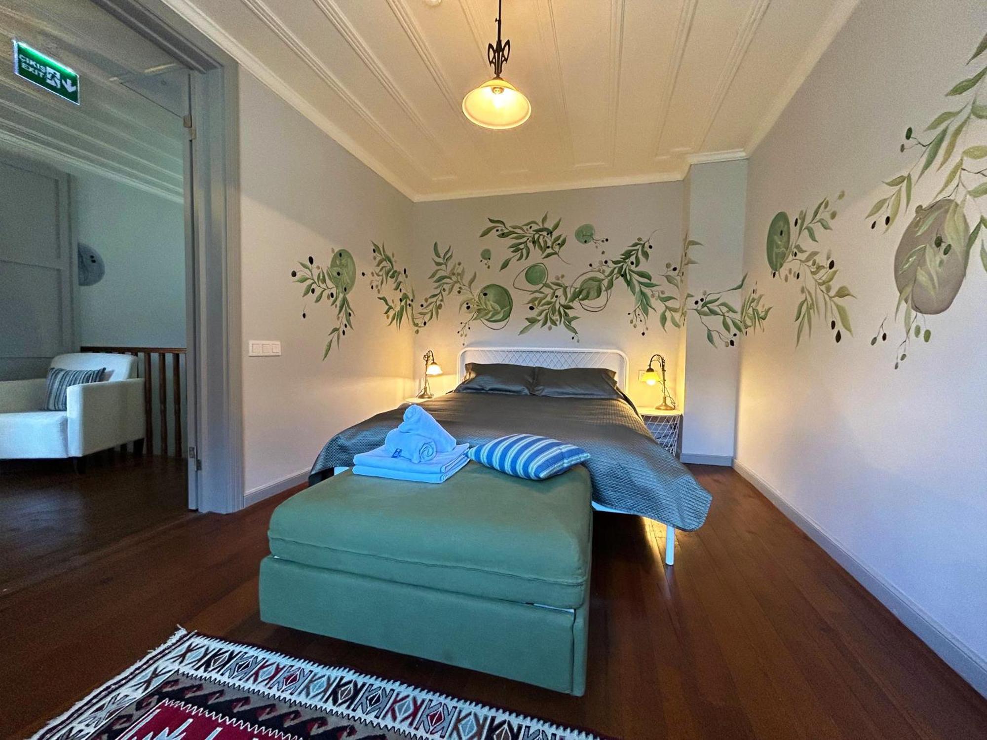 Tilas - Rooms In 19Th Century Wooden Townhouse,Kadikoy Istanbul Exteriör bild