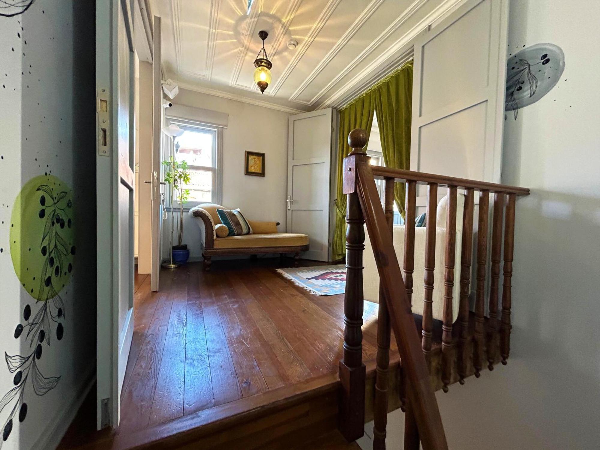 Tilas - Rooms In 19Th Century Wooden Townhouse,Kadikoy Istanbul Exteriör bild
