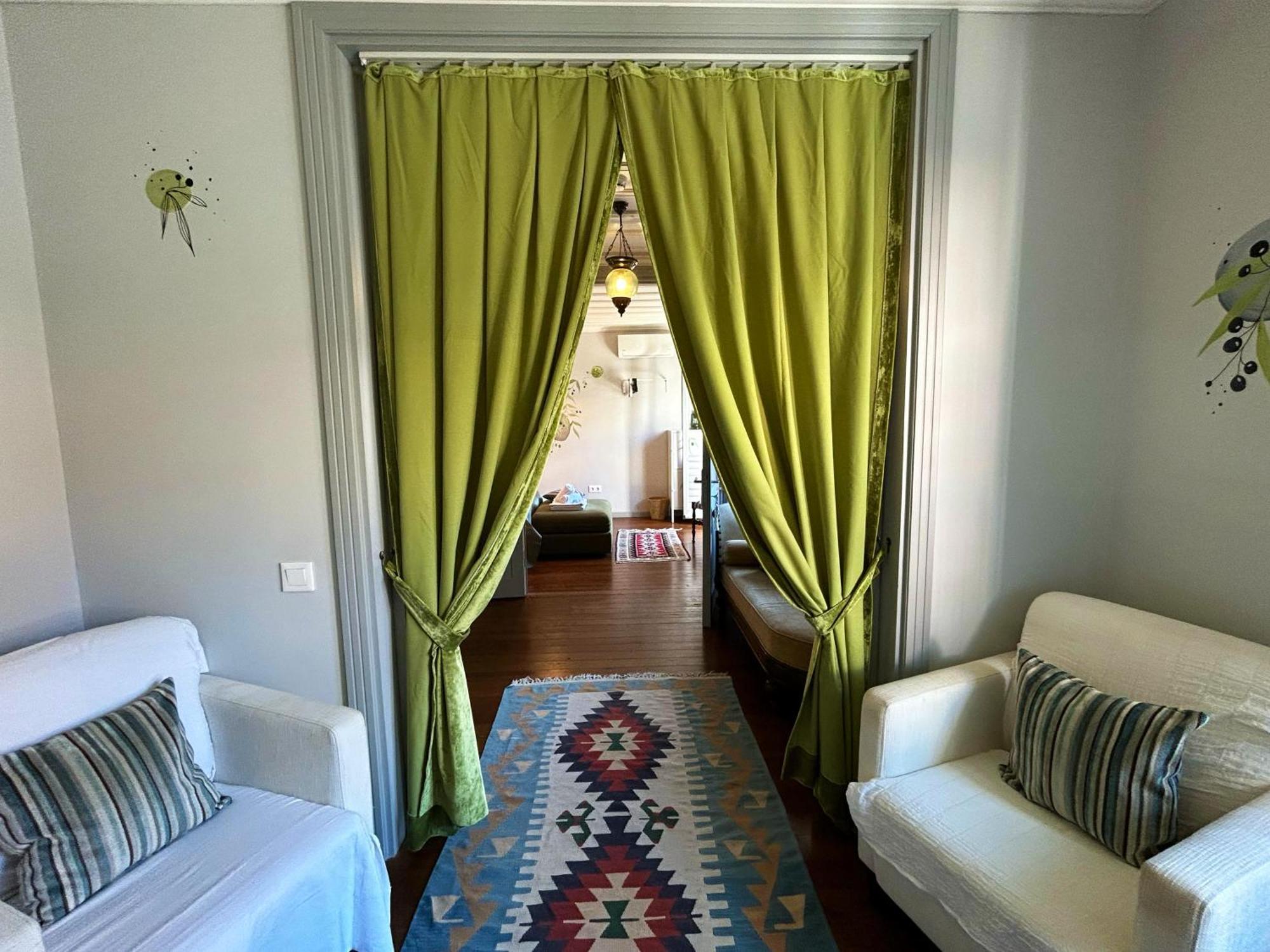 Tilas - Rooms In 19Th Century Wooden Townhouse,Kadikoy Istanbul Exteriör bild